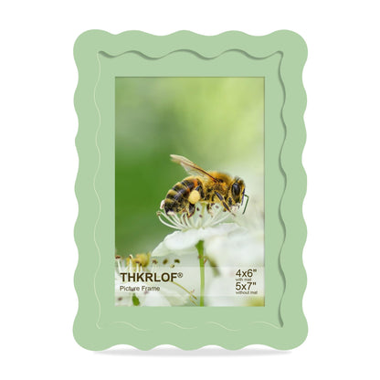 4x6 Picture Frame with Mat for 3.5x5, Wavy Edge Wooden Real Glass Photo Frame for Tabletop and Wall Hanging, Green, 1 Pack