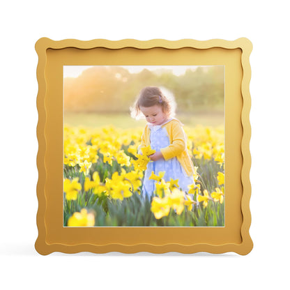 4x6 Picture Frame with Mat for 3.5x5, Wavy Edge Wooden Real Glass Photo Frame for Tabletop and Wall Hanging, Green, 1 Pack