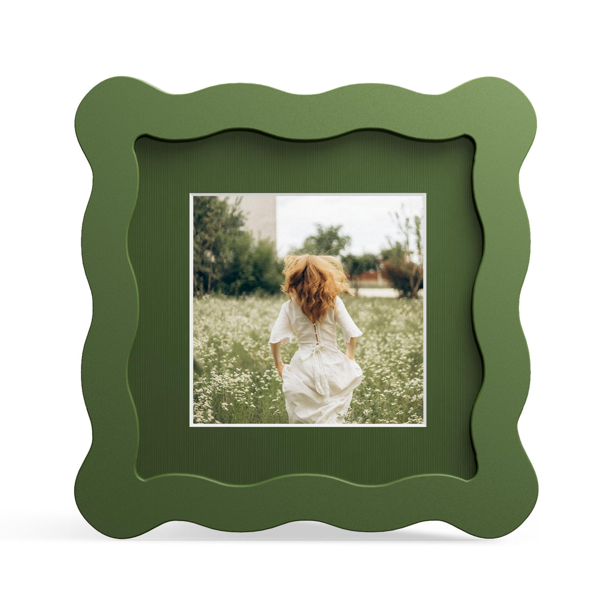 4x6 Picture Frame with Mat for 3.5x5, Wavy Edge Wooden Real Glass Photo Frame for Tabletop and Wall Hanging, Green, 1 Pack