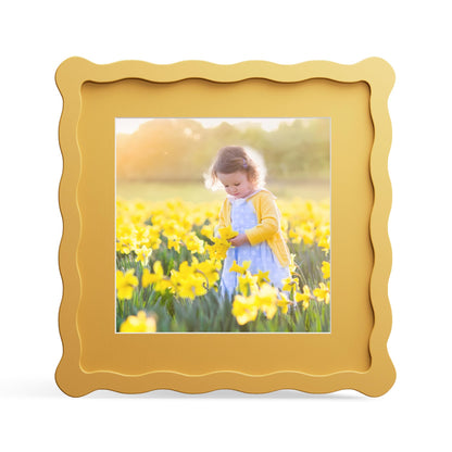 4x6 Picture Frame with Mat for 3.5x5, Wavy Edge Wooden Real Glass Photo Frame for Tabletop and Wall Hanging, Green, 1 Pack