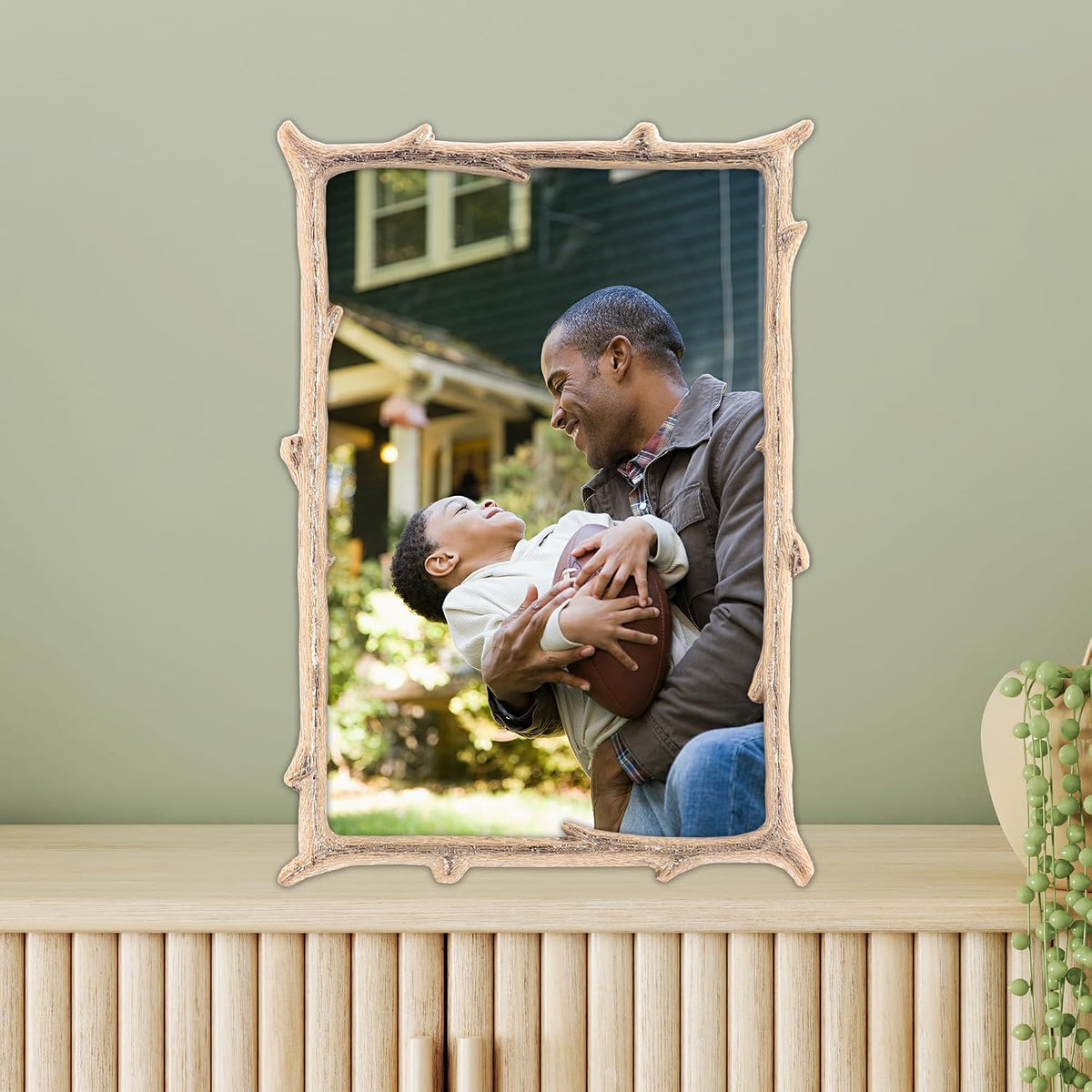 Lawrence Frames 4x6 Gold Metal Natural Branch Design Picture Frame